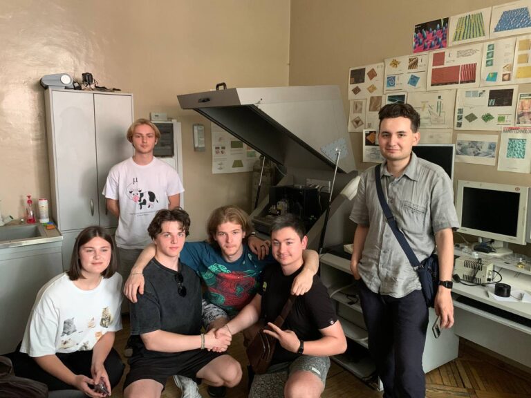 Літня практика у ЦККНО “Діагностика напівпровідникових матеріалів, структур та приладних систем” НАНУ
